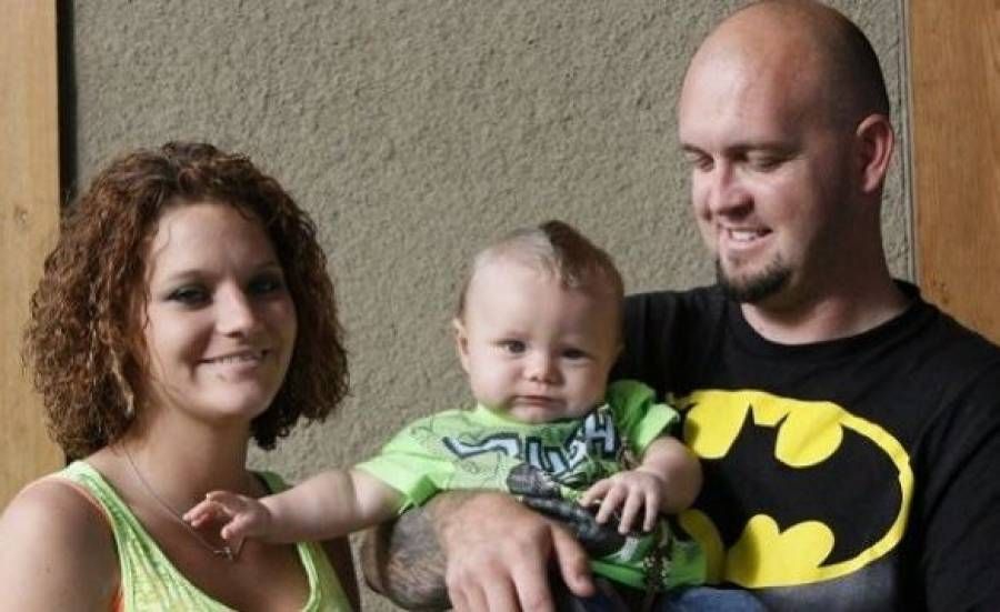 Μάικ Μουρ: Ο πρώτος άνδρας με αναδομημένο πέος που έγινε πατέρας με φυσιολογικό τρόπο (εικόνες)