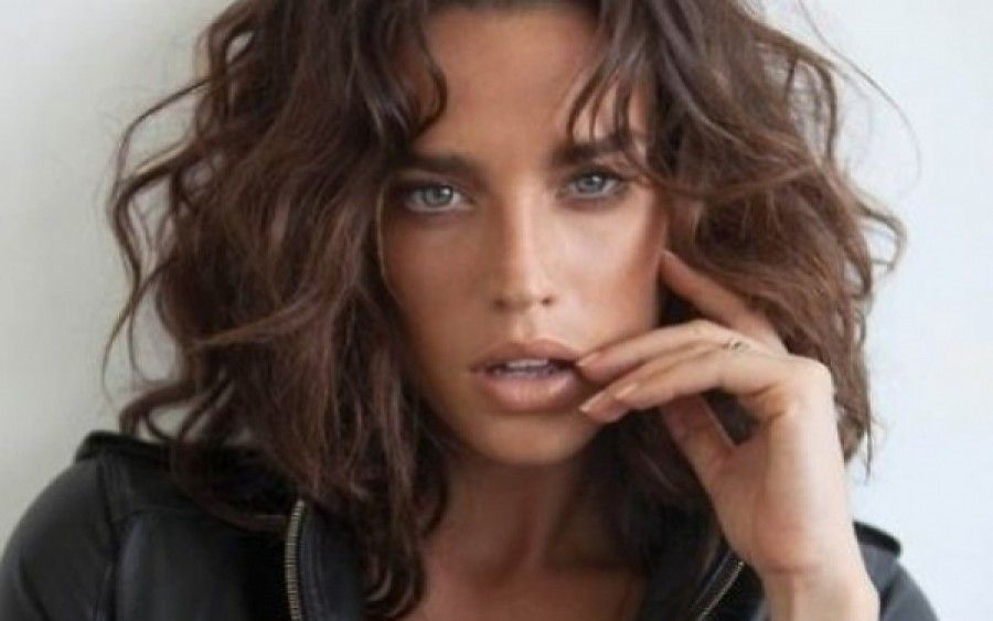 Sexy μπούστο, χωρίς ραγάδες. Δείτε πώς!