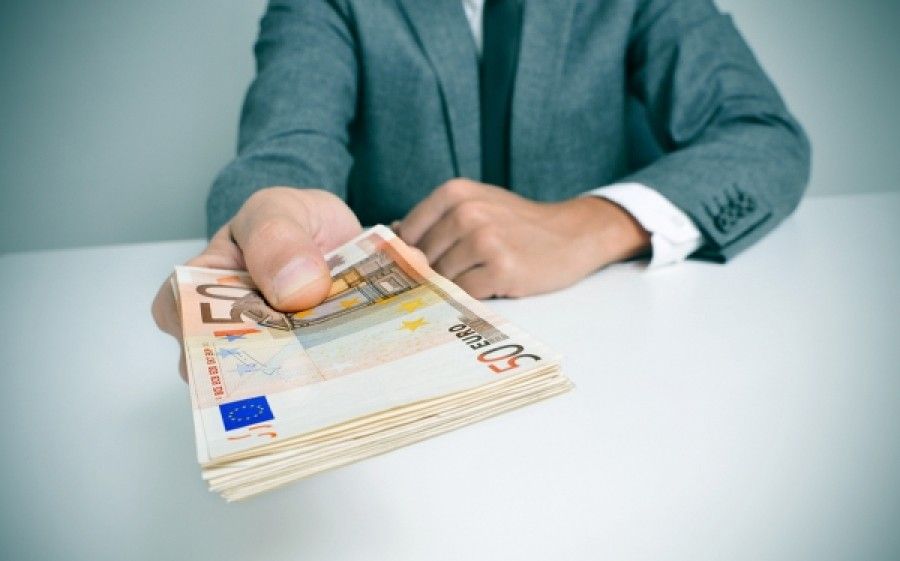 Στον εισαγγελέα για χρηματισμό δύο επόπτες Υγείας