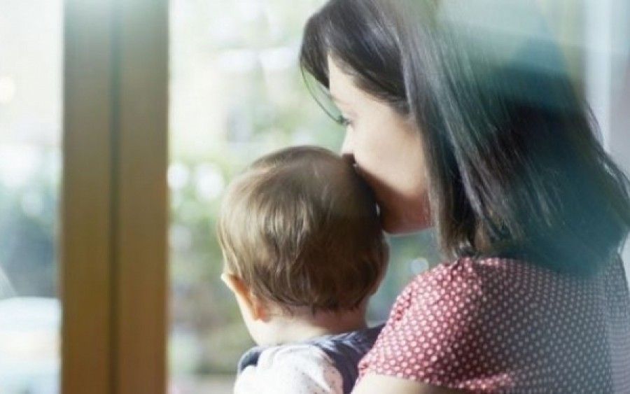 Σε ποια ηλικία τα μωρά αρχίζουν να καταλαβαίνουν τα συναισθήματα μας;