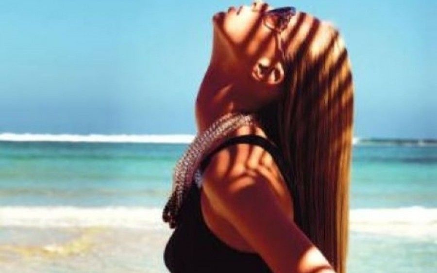 Βaby Οil: 5+2 beauty χρήσεις του που δεν πάει ο νους σας!