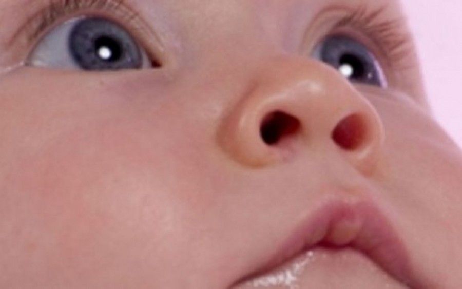Τι μπορεί να κρύβει η υπερβολική σιελόρροια στα παιδιά