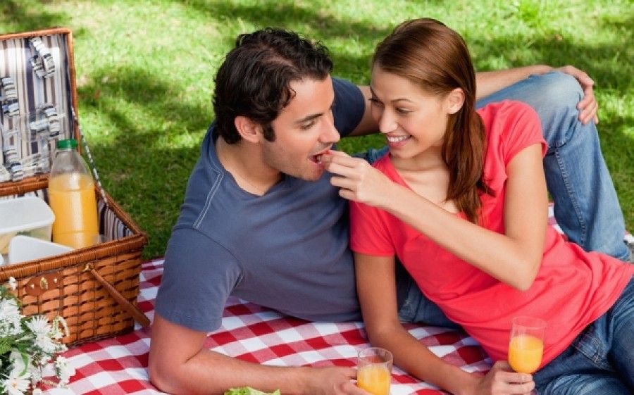 Πόσο μας παχαίνει ο... έρωτας; Οι επιστήμονες απαντούν