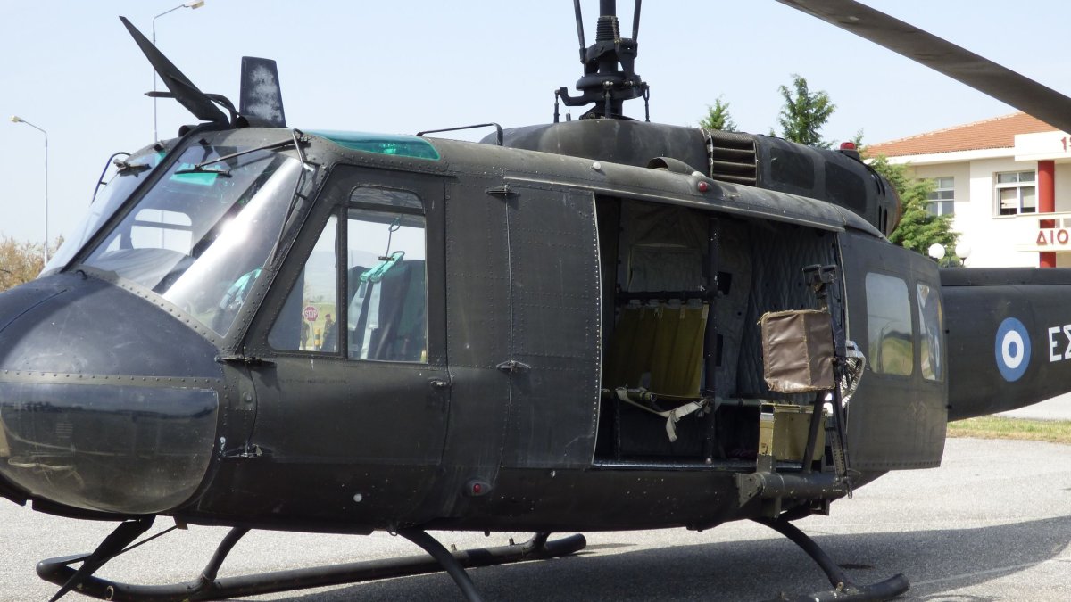 Αερομεταφορά ασθενούς από τη Νάξο στην Αθήνα με ελικόπτερο της Αεροπορίας Στρατού