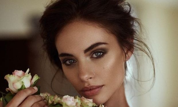 8 χρήσεις της βαζελίνης στο μακιγιάζ σου