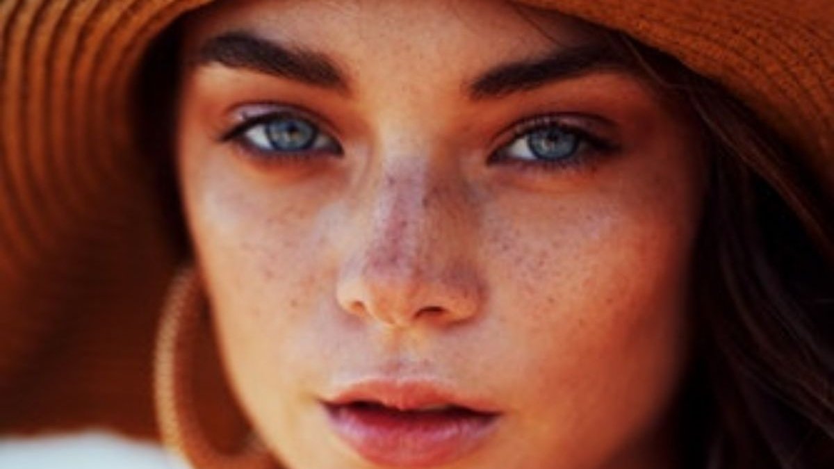 Πώς θα λεπτύνεις το πρόσωπό σου με απλές ασκήσεις