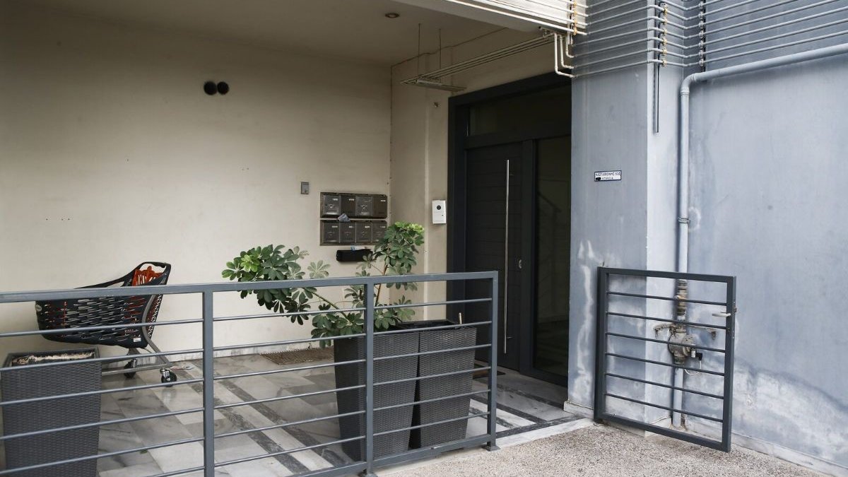Νέα Ιωνία: Συνελήφθη η 19χρονη που εγκατέλειψε το μωρό της σε είσοδο πολυκατοικίας