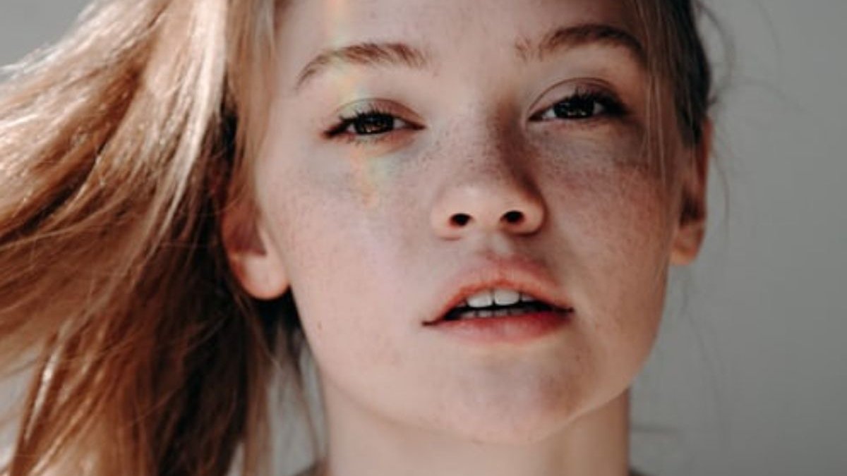 Λιπαρή επιδερμίδα: Όσα πρέπει να γνωρίζεις