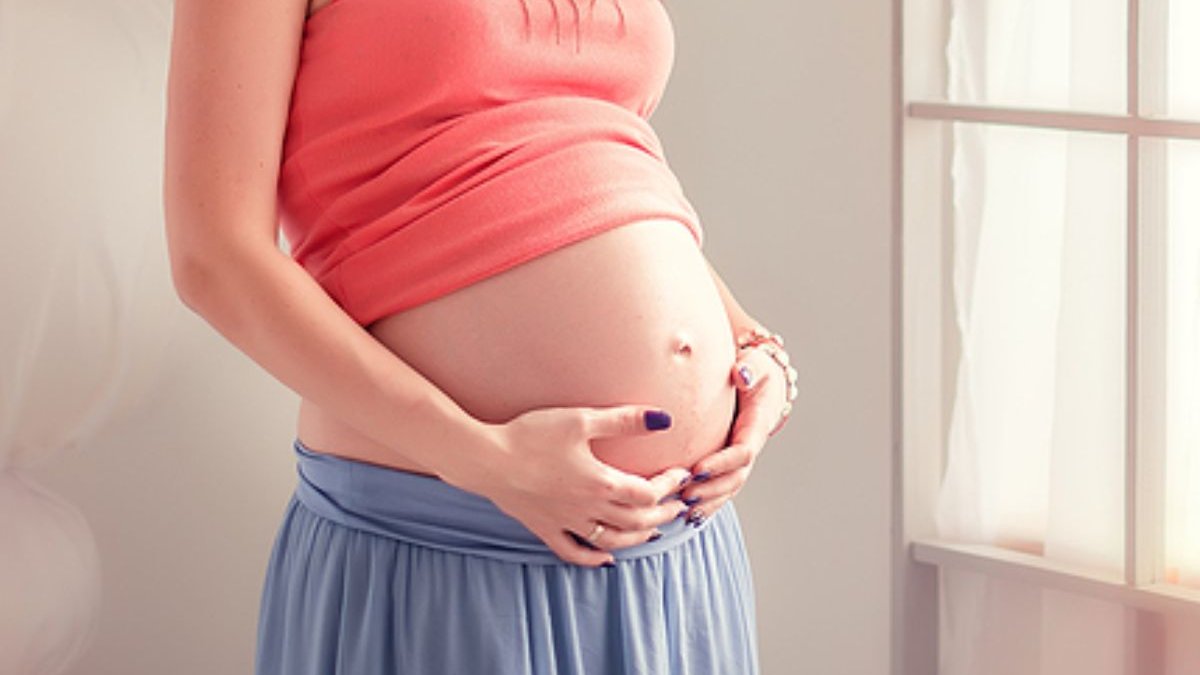 Κολπικά υγρά στην εγκυμοσύνη: Όλα όσα πρέπει να γνωρίζετε