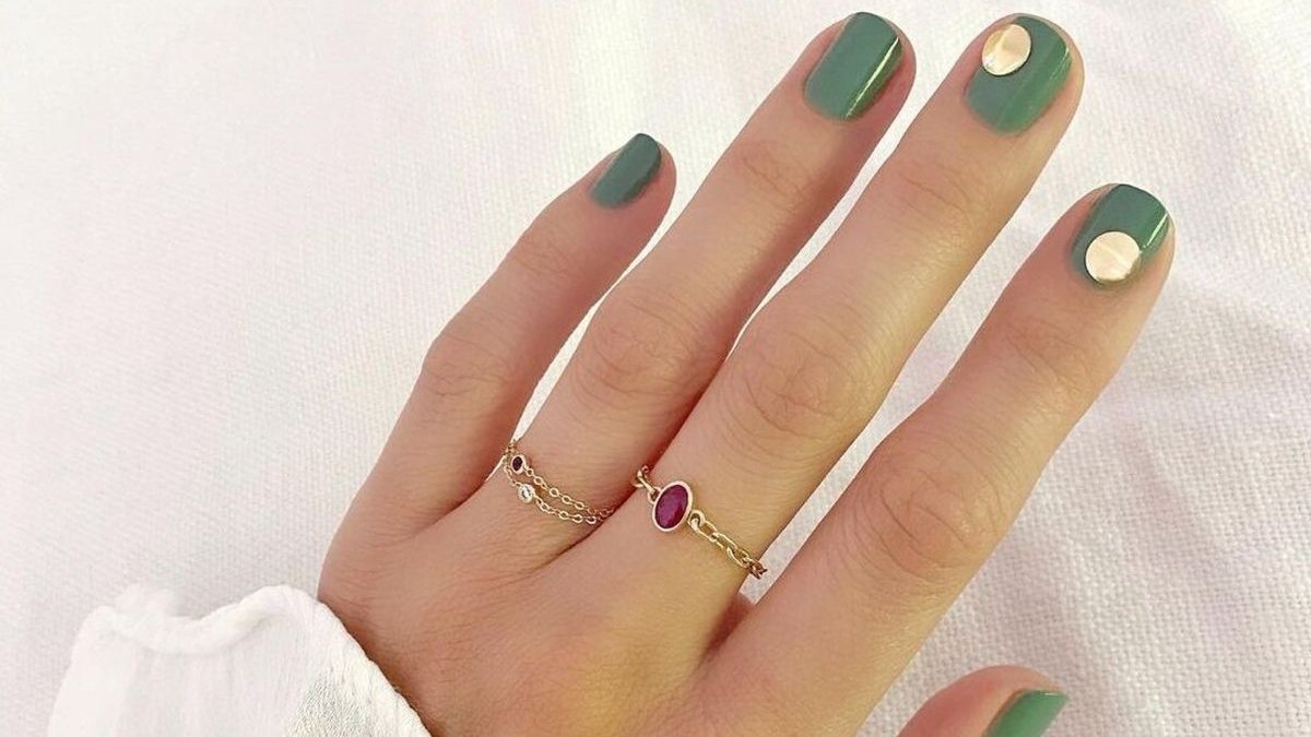 8 nail trends που θα μας απασχολήσουν το 2021