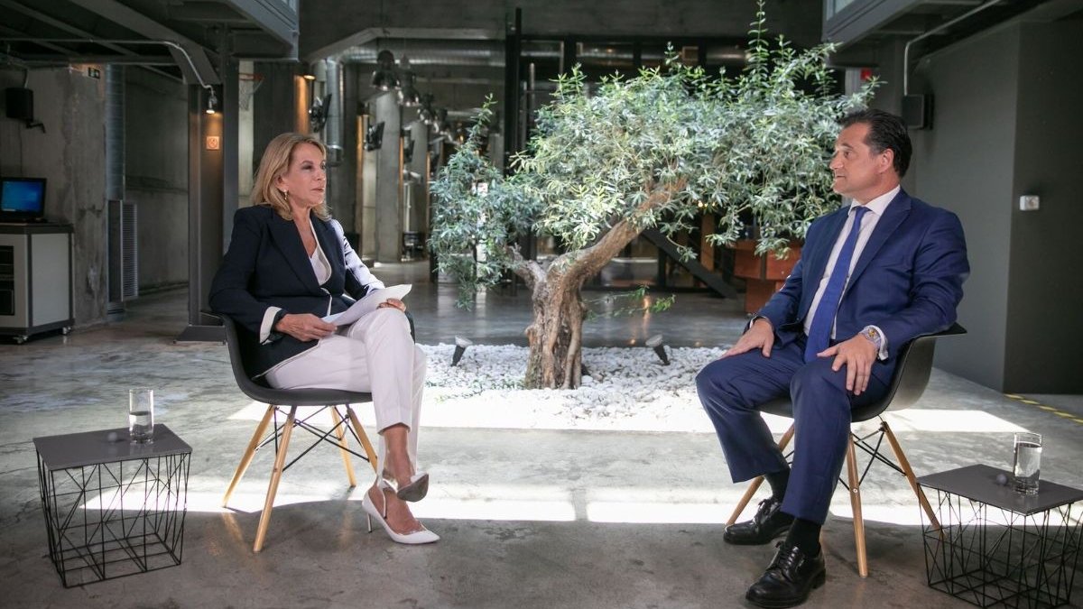 Γεωργιάδης στο Newsbomb.gr: Κανένας μη εμβολιασμένος σε κλειστό εστιατόριο ή θέατρο από τον χειμώνα