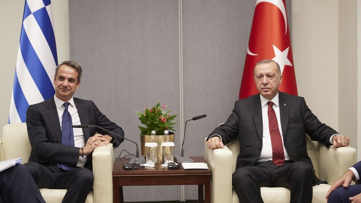 «Σκάκι» Ελλάδας-Τουρκίας για το Αφγανιστάν: Οι προσδοκίες από το τηλεφώνημα Μητσοτάκη-Ερντογάν