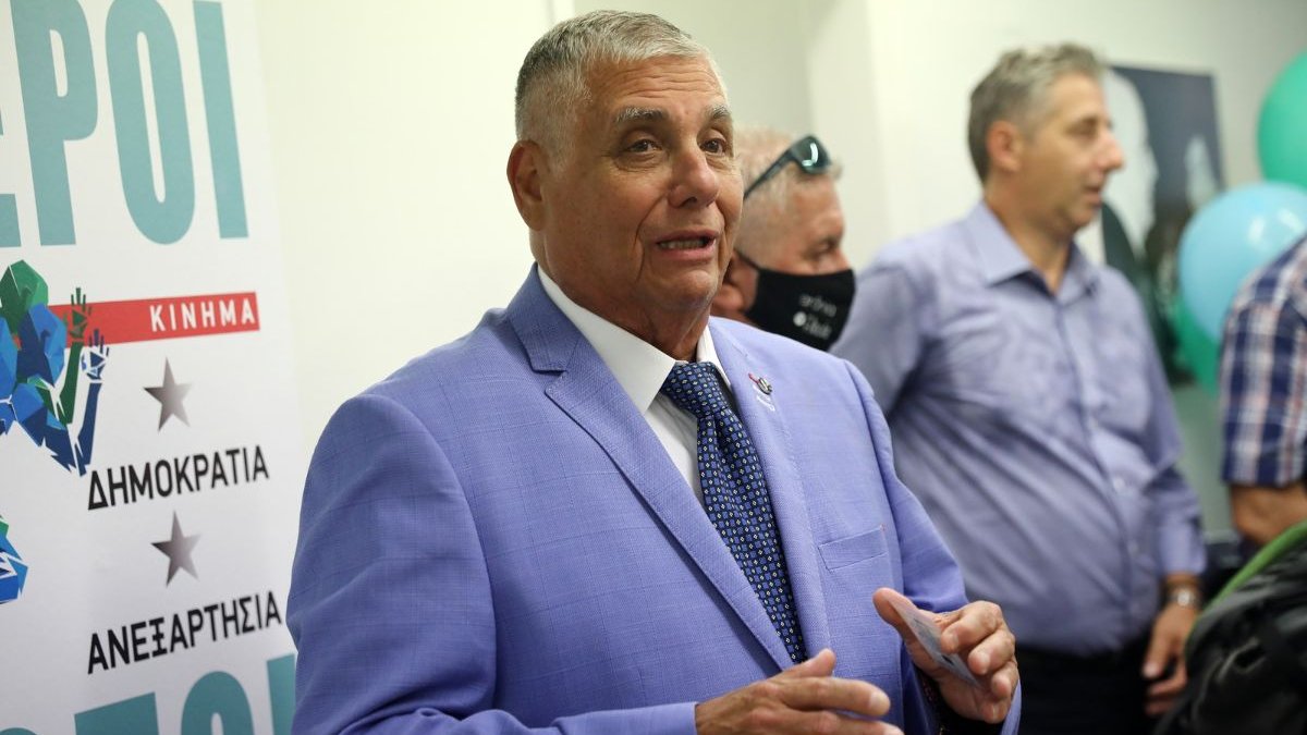 Πέθανε ο Γιώργος Τράγκας μετά από μάχη με τον κορονοϊό