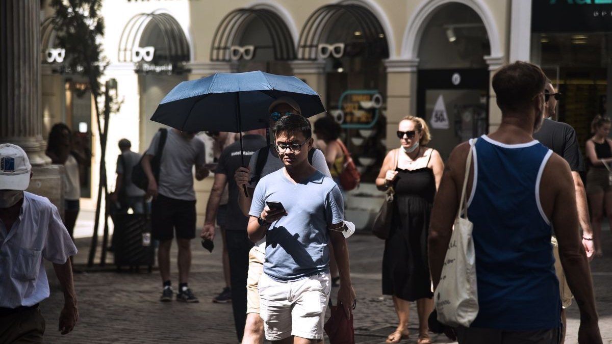 Μαρουσάκης στο Newsbomb.gr: 37άρια μέχρι την Παρασκευή και μετά... καταιγίδες και χαλάζι