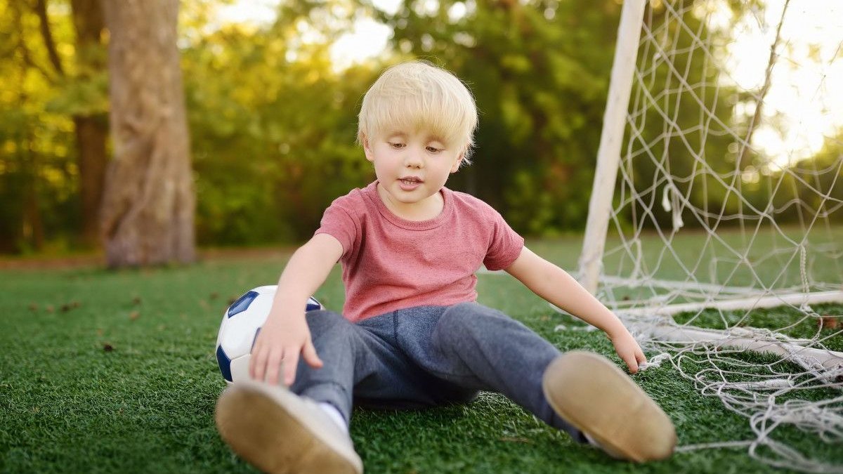 Τραυματισμοί στα αθλήματα και τη γυμναστική: Πώς θα τους αποφύγουν τα παιδιά;
