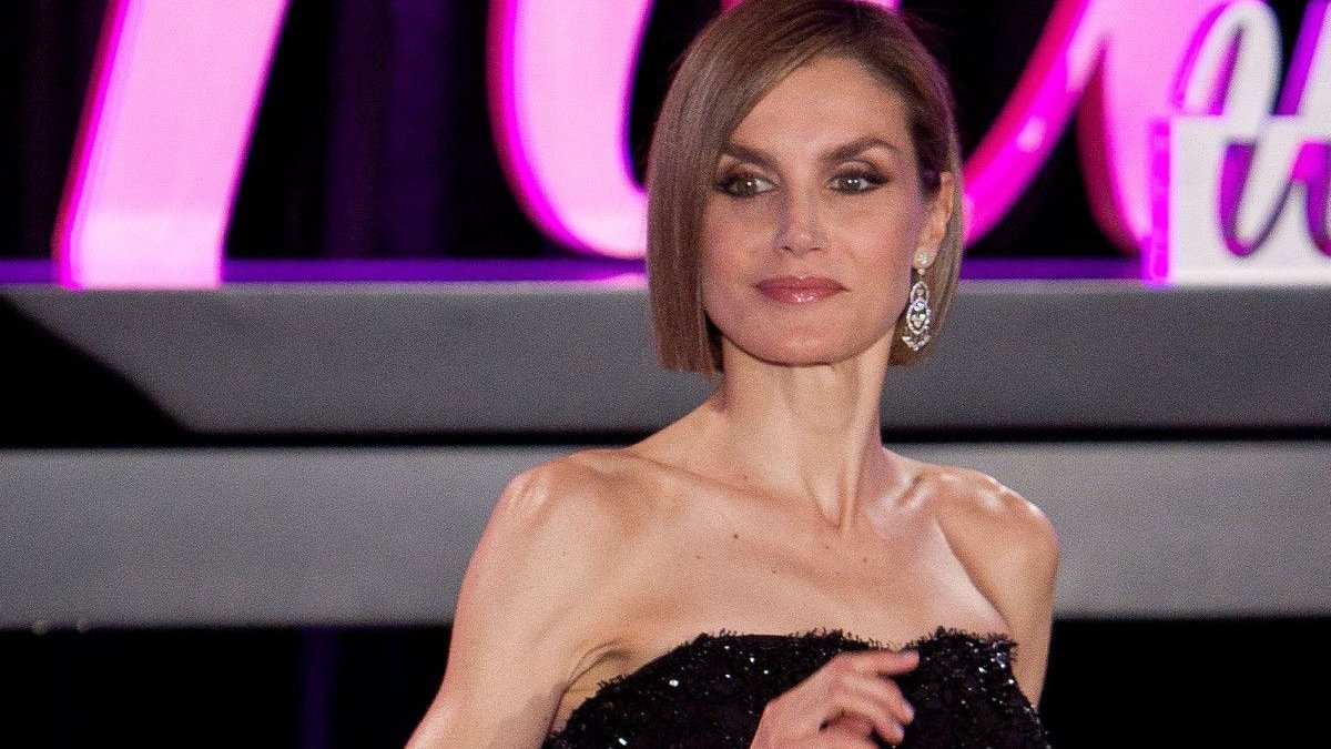 Η super τροφή που επιλέγει η βασίλισσα Letizia για γραμμωμένα χέρια