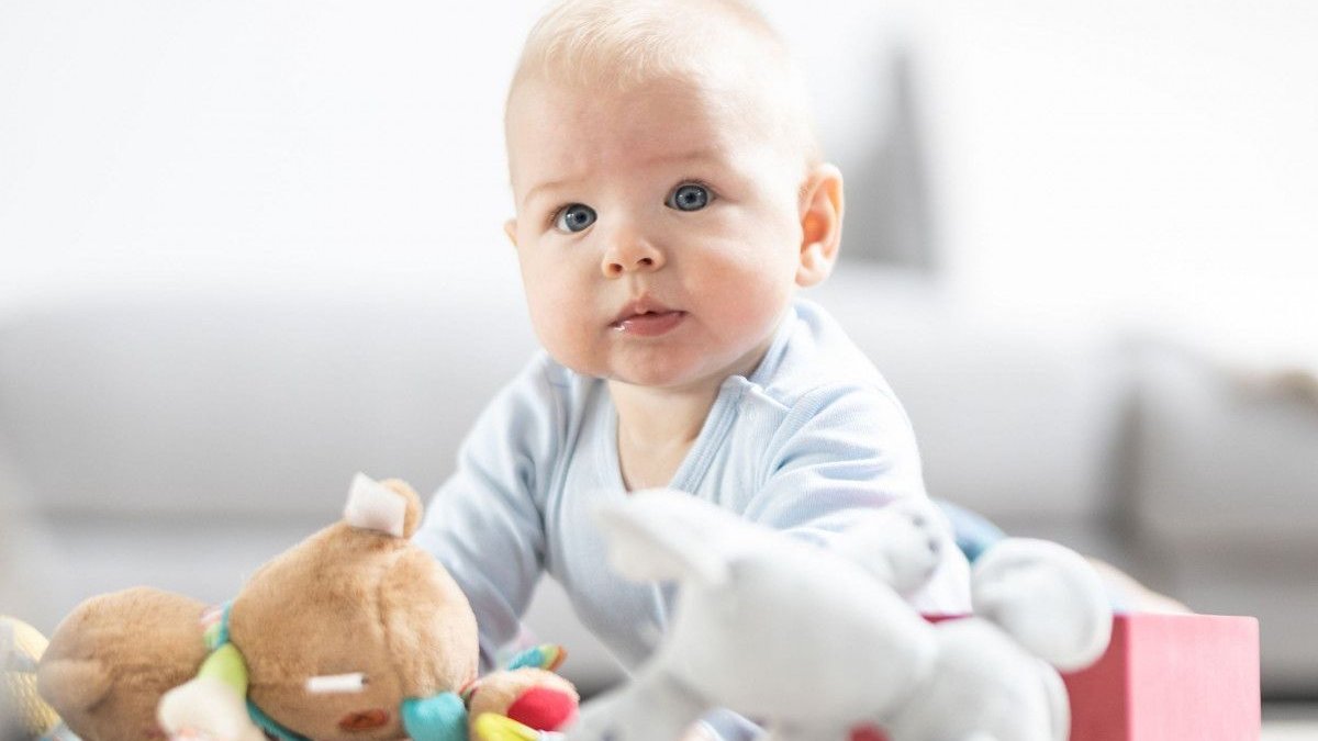 Torticollis σε μωρά και παιδιά: Τι είναι, ποια τα αίτια