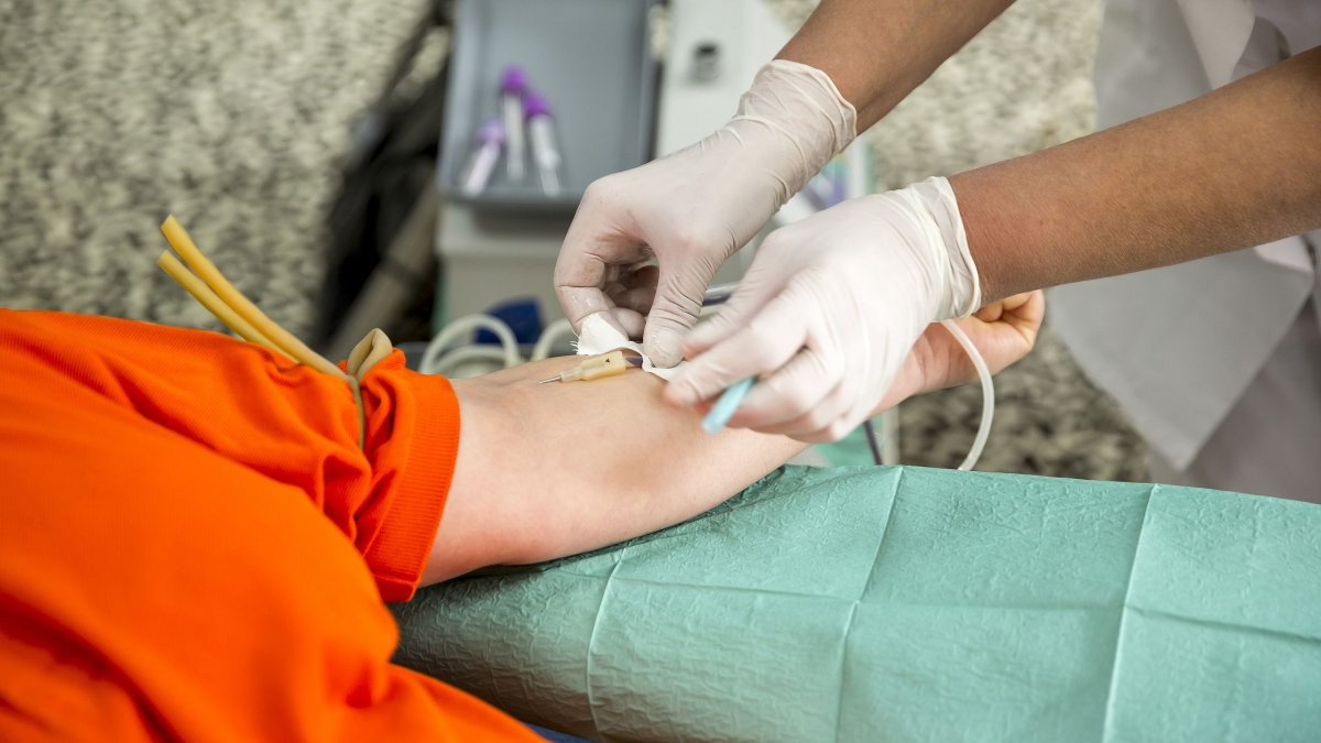 Γιατί δεν πρέπει να πίνουμε καφέ πριν δώσουμε αίμα
