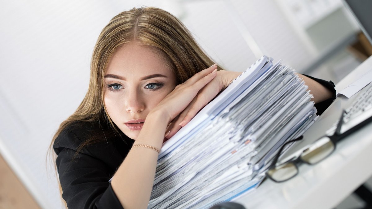 8 σημάδια ότι η εργασία σας είναι τοξική για την ψυχική σας υγεία