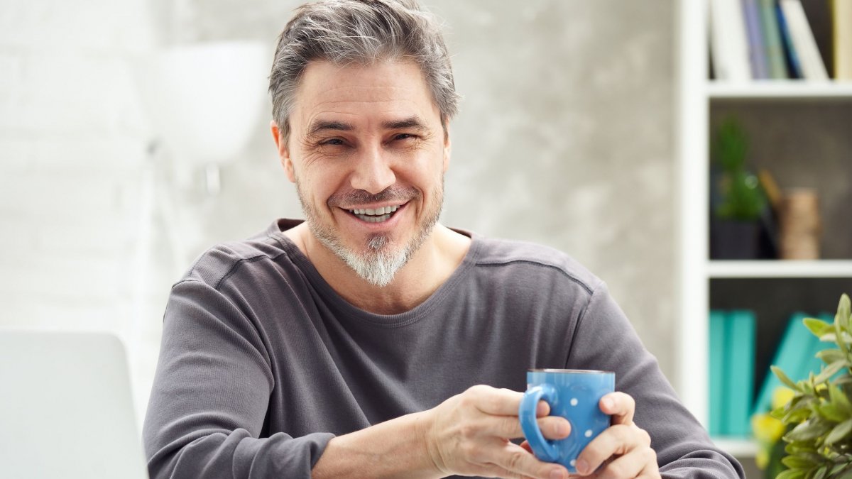 Κάθεστε πολλές ώρες στο γραφείο; Αυτές οι τροφές θα προστατεύσουν την καρδιά σας