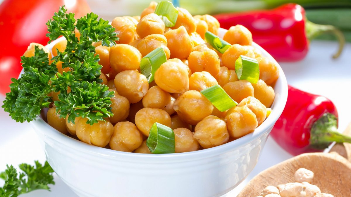 7 πλούσια σε μαγνήσιο όσπρια που υποστηρίζουν την υγεία καρδιάς, νεύρων και μυών