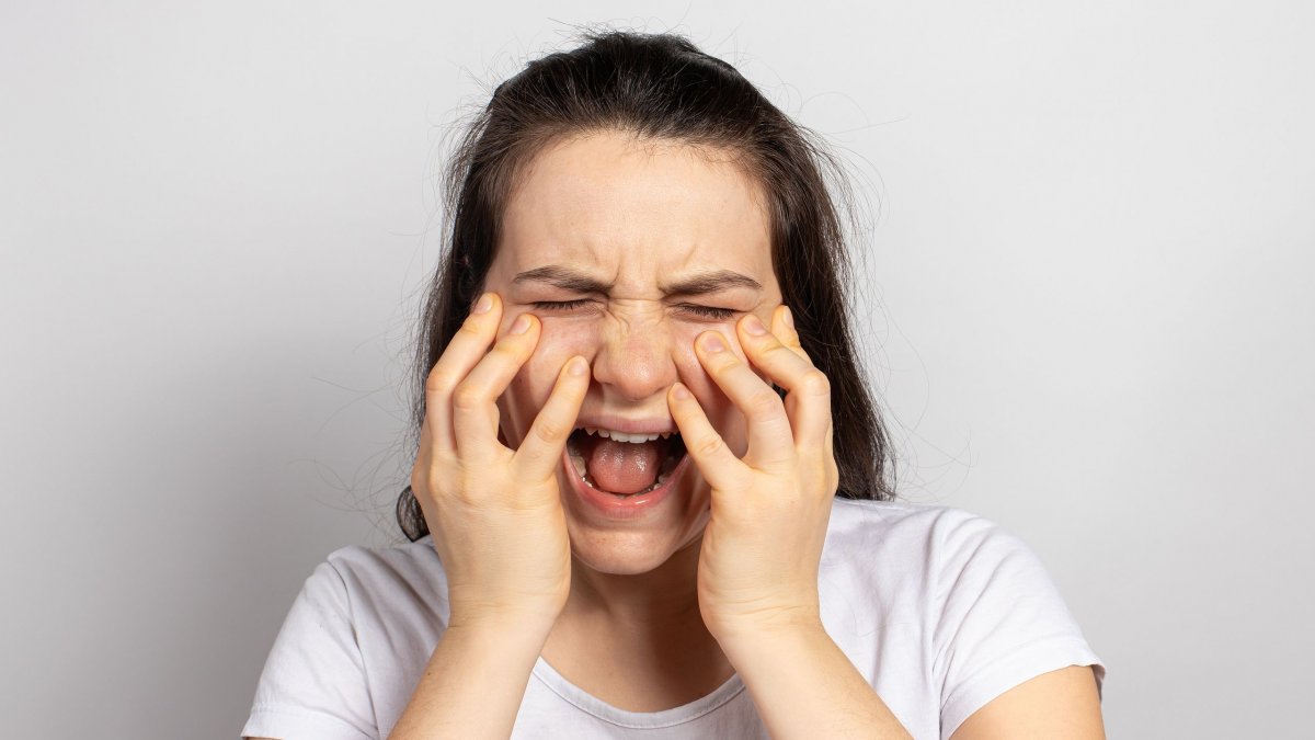 Νευραλγία τριδύμου: Οι αιτίες του πιο φρικτού πόνου που γνωρίζει ο άνθρωπος – Τρόποι ανακούφισης