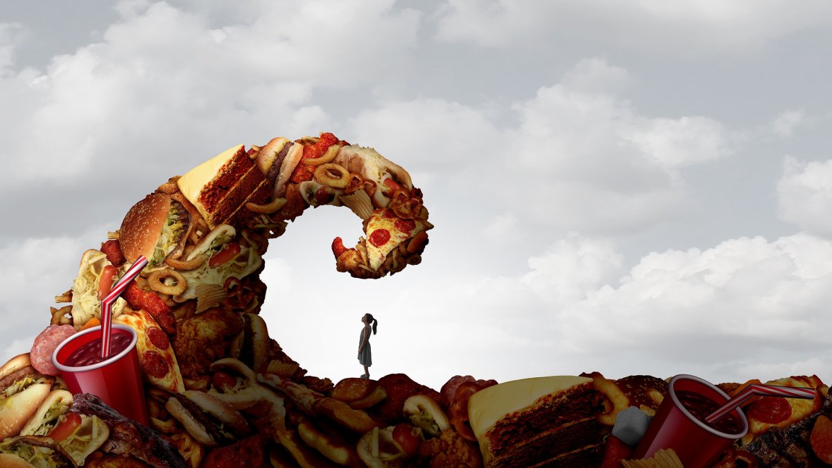 Burger challenge: Διαδικτυακές προκλήσεις με αυξημένο κίνδυνο πνιγμονής