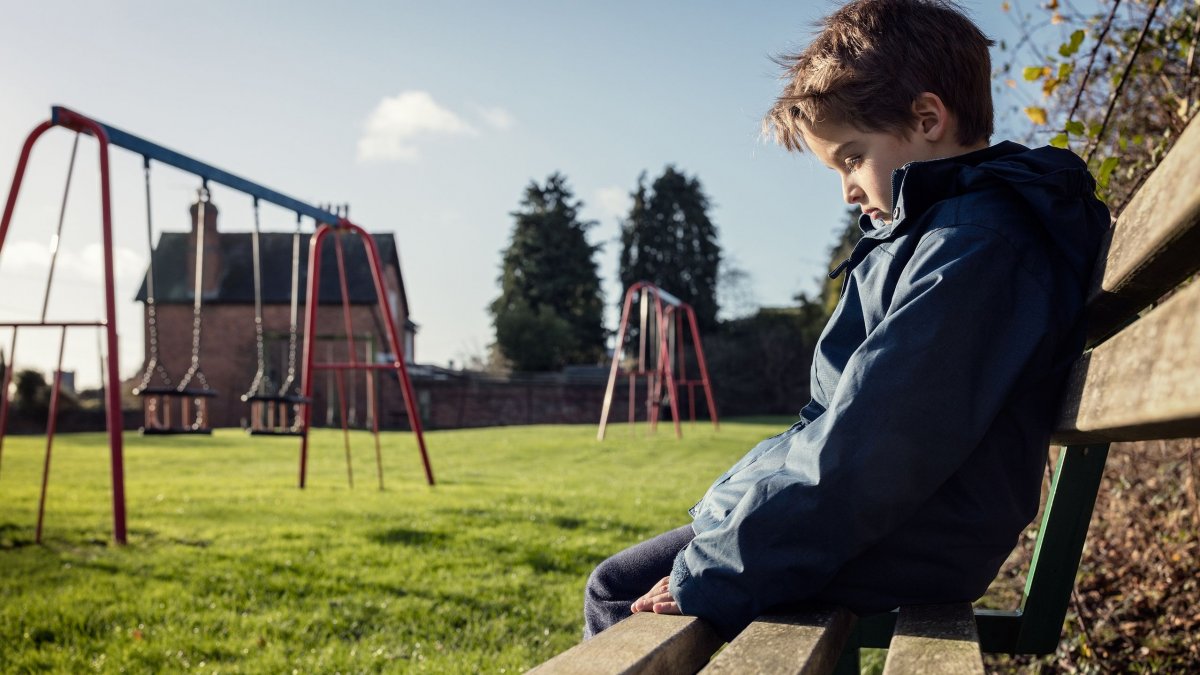 Παγκόσμια Ημέρα κατά της Παιδικής Κακοποίησης: 5 σημάδια που μπορεί να δείχνουν κακοποίηση