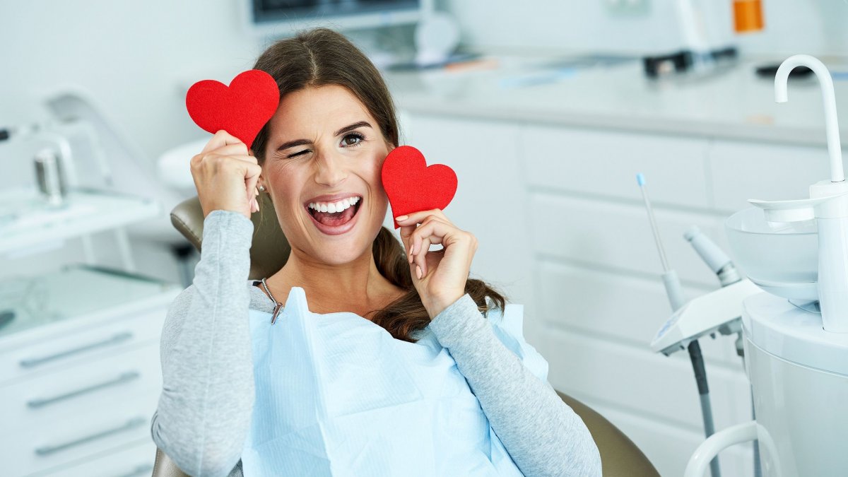 Ποια επέμβαση στα δόντια μπορεί να βελτιώσει σάκχαρο, χοληστερόλη και καρδιακή υγεία