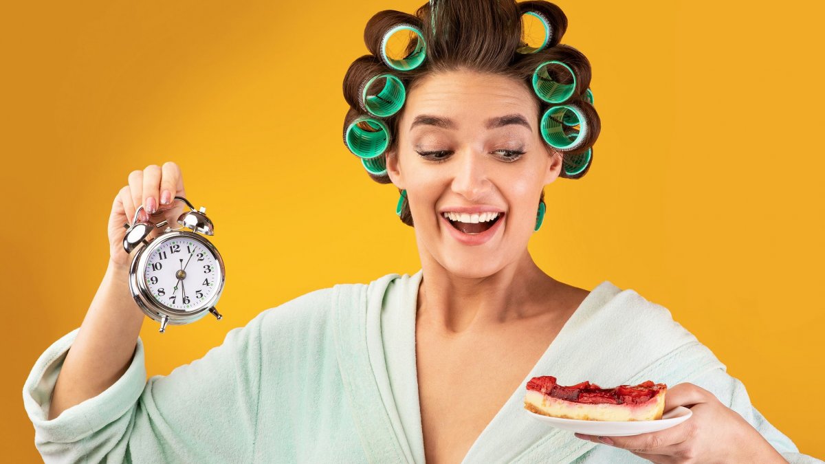 Πρέπει να τρώμε βραδινό νωρίτερα τον χειμώνα; Έχει μεγαλύτερη σημασία απ' ό,τι νομίζετε