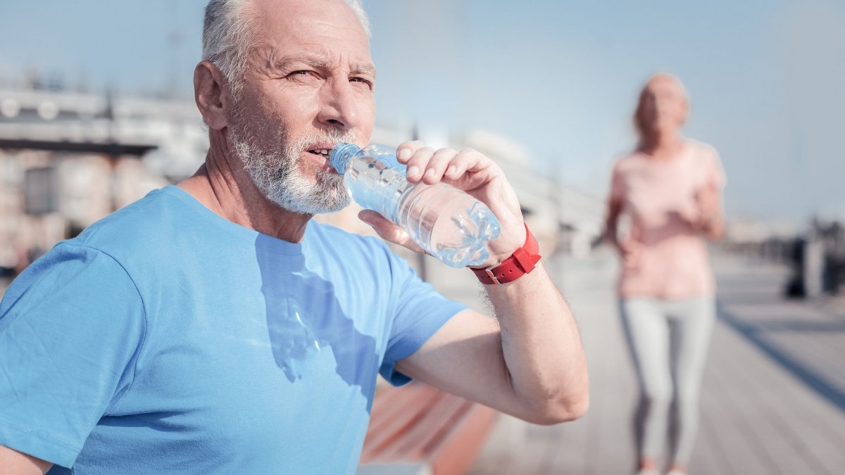 Υγιής 54χρονος υπέστη εγκεφαλικό και μόνιμη βλάβη μετά από κατανάλωση ενεργειακών ποτών