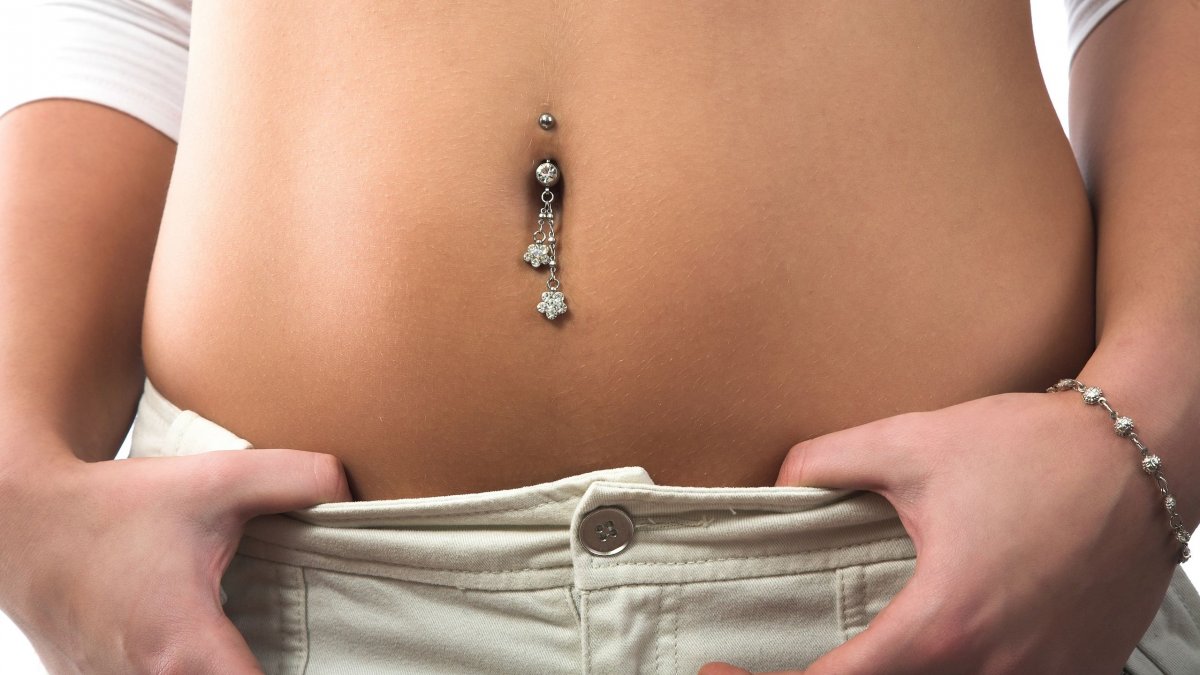 Γιατί μυρίζει άσχημα ο αφαλός σας – Τι να κάνετε