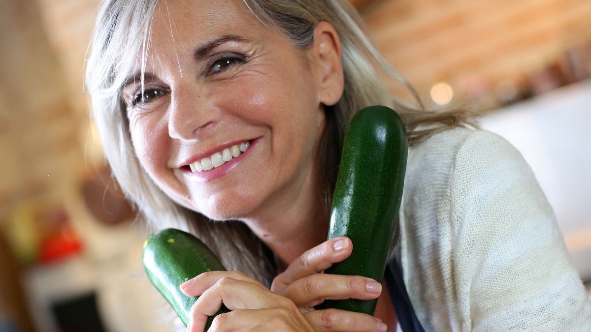 8 λόγοι υγείας για να λατρέψετε τα κολοκυθάκια