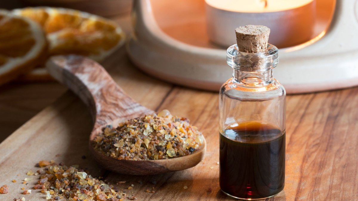 Μύρο (σμύρνα): Ιδιότητες – Πού και πώς το χρησιμοποιούμε