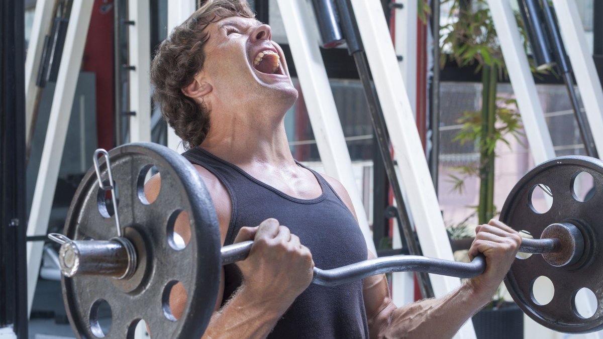 “Βγάλτε το από μέσα σας”: Οι βρισιές μας κάνουν σωματικά πιο δυνατούς