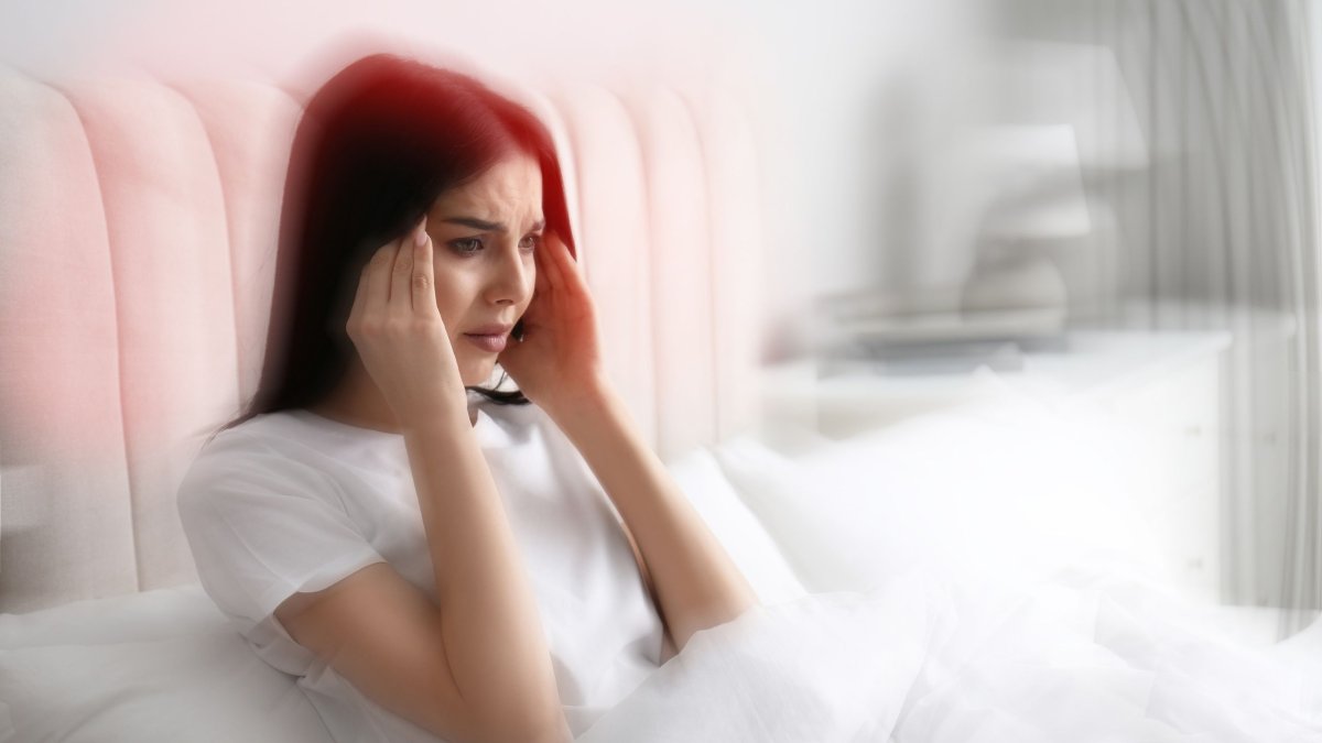 Γιατί μπορεί να ξυπνάτε συχνά με ημικρανία