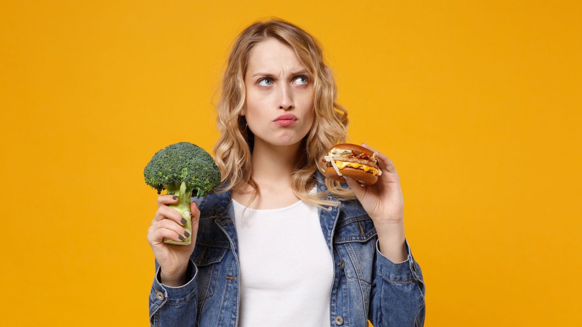 Τι σημαίνει στην πράξη η αναστροφή της διατροφικής πυραμίδας: Τα σωστά και τα λάθος