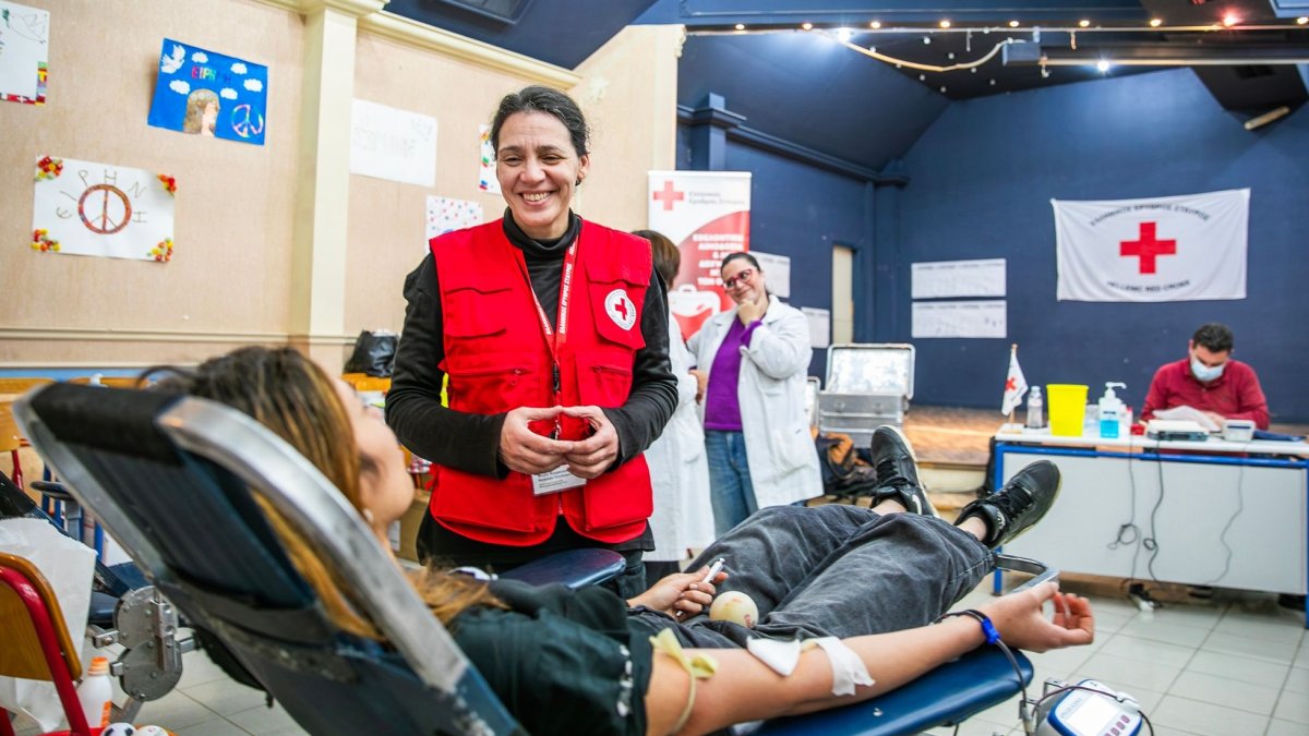 Ελληνικός Ερυθρός Σταυρός: Συγκέντρωσε 16.070 μονάδες αίματος και 5.536 δείγματα μυελού των οστών