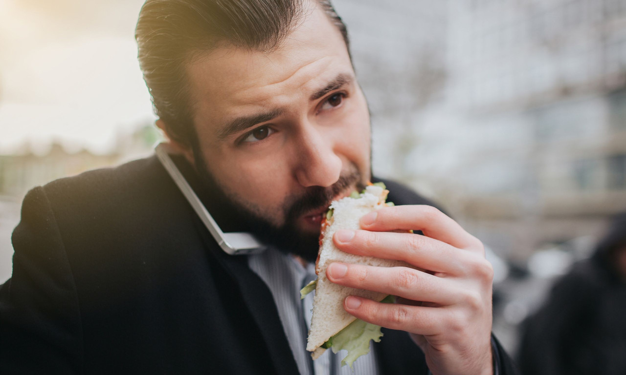 8 &kappa;&alpha;&theta;&eta;&mu;&epsilon;&rho;&iota;&nu;έ&sigmaf; &sigma;&upsilon;&nu;ή&theta;&epsilon;&iota;&epsilon;&sigmaf; &pi;&omicron;&upsilon; &alpha;&upsilon;&xi;ά&nu;&omicron;&upsilon;&nu; &kappa;&rho;&upsilon;&phi;ά &tau;&omicron; &sigma;ά&kappa;&chi;&alpha;&rho;&omicron; &alpha;ί&mu;&alpha;&tau;&omicron;&sigmaf;