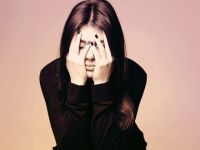 Τα 7 ψυχοσωματικά συμπτώματα της κατάθλιψης