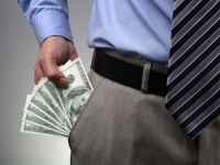 Η υψηλή τεστοστερόνη προκαλεί ροπή στη ...διαφθορά