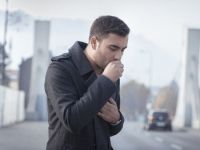 Δεν θα πιστεύετε ποιο είναι το καλύτερο γιατροσόφι για το βήχα!