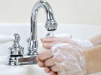 Στους πόσους βαθμούς το νερό σκοτώνει τα μικρόβια