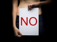 Γιατί δε θέλει να κάνουμε sex;