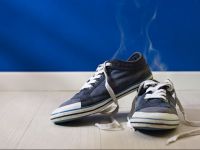 6 tips για να μη μυρίζουν τα παπούτσια!
