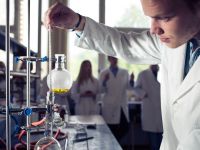 Healthworld 2016: Οι επιχειρήσεις ζητούν άλλο μείγμα φαρμακευτικής πολιτικής & χώρο για καινοτομία