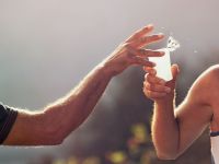 Τέσσερα tips για να επανέλθει το σώμα μετά τον μαραθώνιο