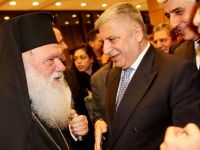 Ο Αρχιεπίσκοπος μιλά με θερμά λόγια για το έργο του Ιατρείου Κοινωνικής Αποστολής