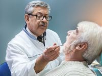 Οδοντιατρικός Σύλλογος Πειραιά: Η στοματική υγεία επηρεάζει την υγεία των ηλικιωμένων