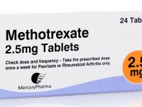 Η προσωρινή διακοπή της μεθοτρεξάτης διπλασιάζει τα αντισώματα μετά την τρίτη δόση εμβολίων Covid-19
